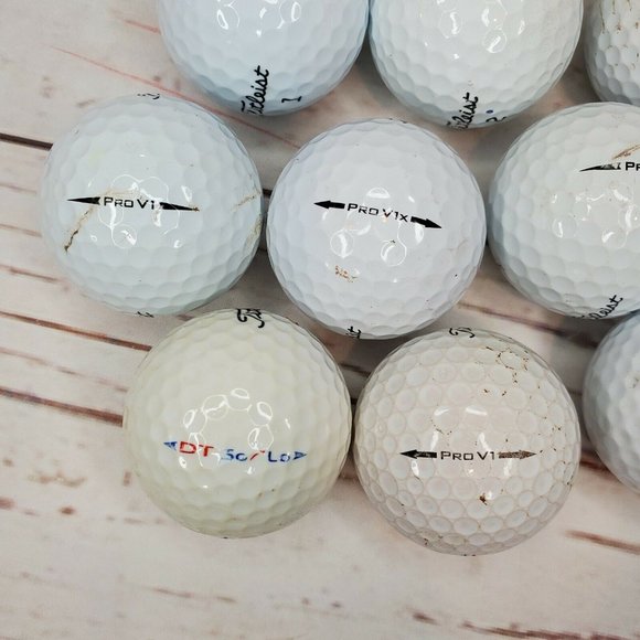 17 Titleist #1 #2 #3 #4 #8 & #22 Golf Balls Some Balls Are Dirty Some are Clean - Picture 6 of 12